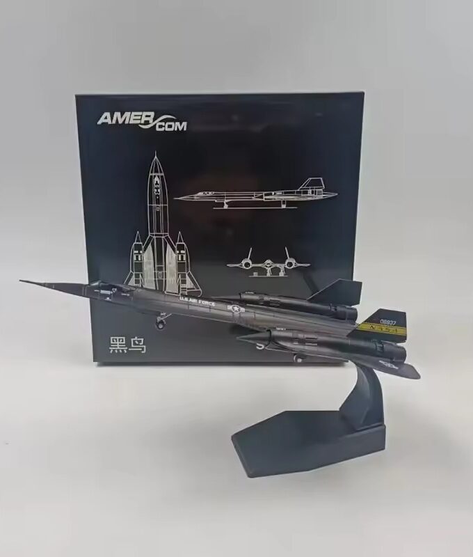 AeroElite SR-71 Blackbird 1:144 Die-Cast Edition